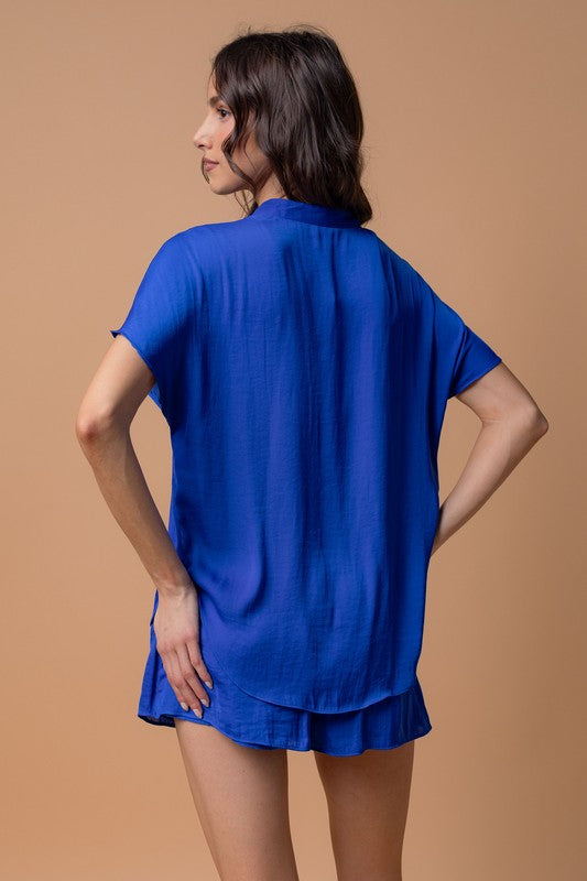 Everyday V-Neck Blouse