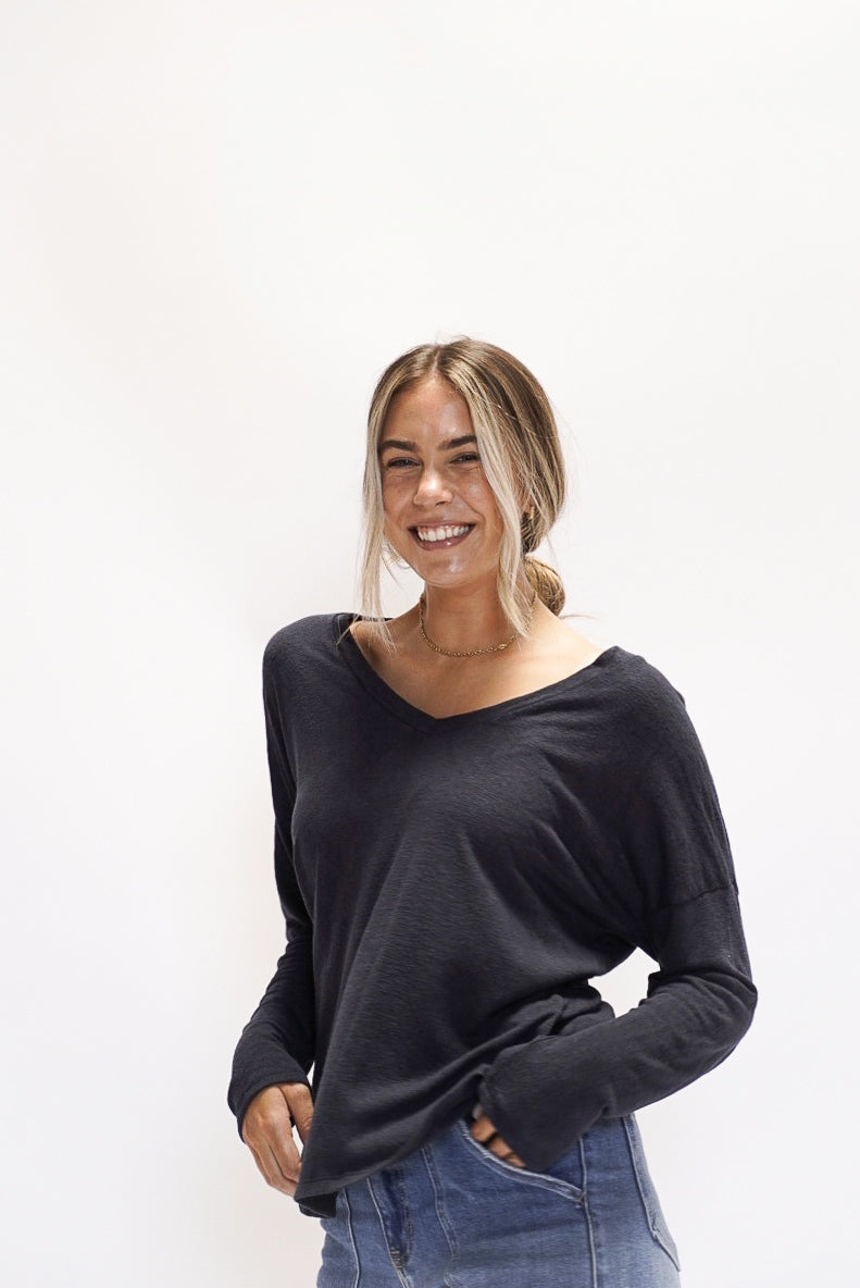 Essential Long Sleeve Tee